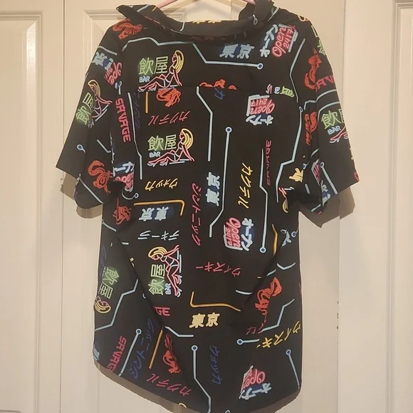 Neon Sign Japanese Button Down - Picture 2 of 2